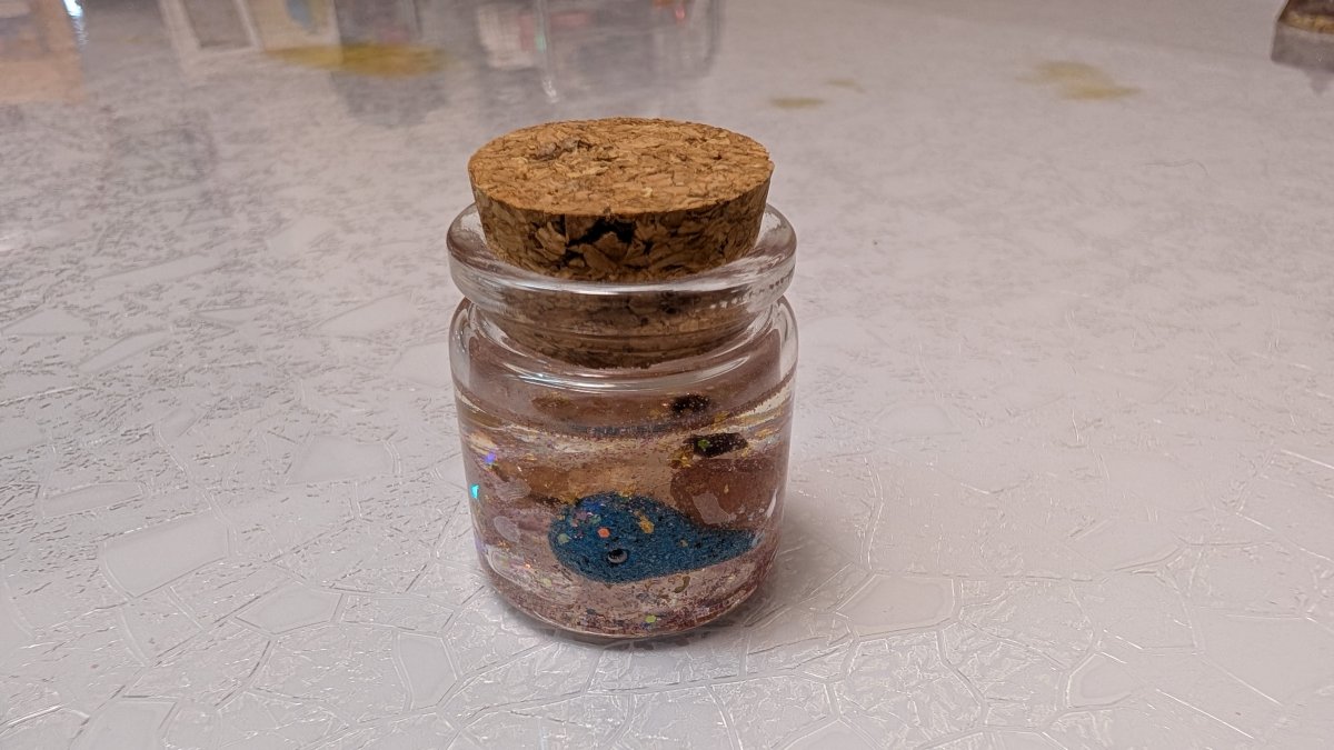 記憶のしずく ― シアーブルーアミュレットボトル